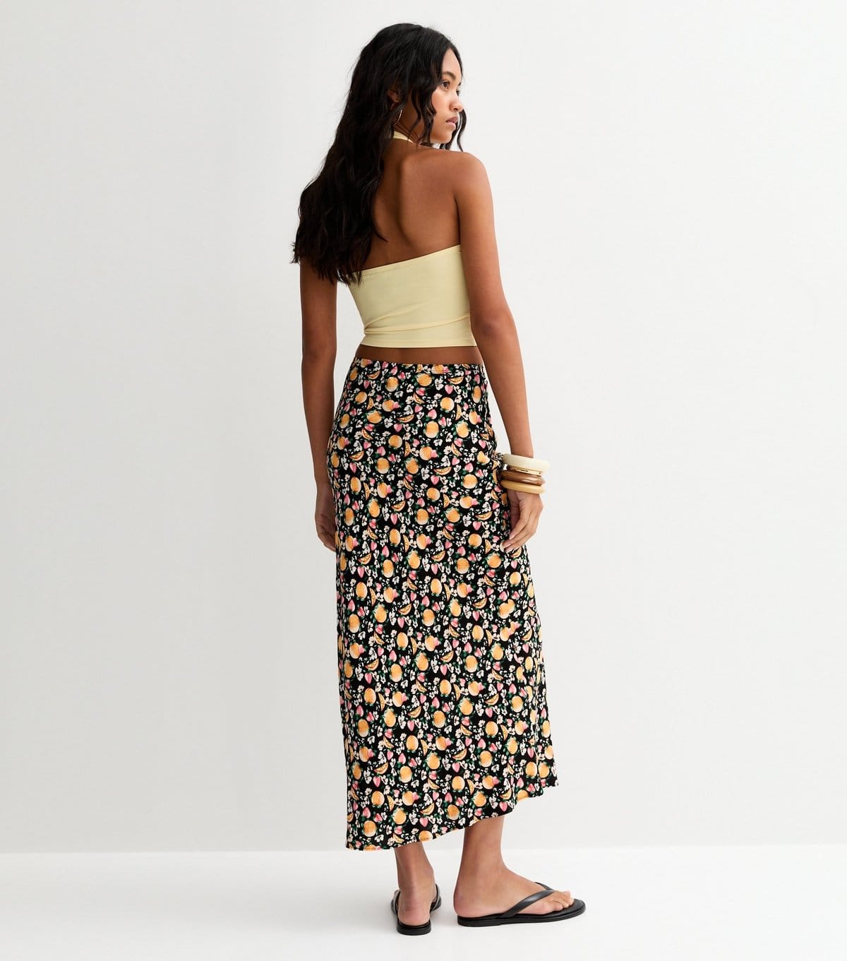New Look Women's Black Fruit Print Bias Cut Midi Skirt New Look - 4