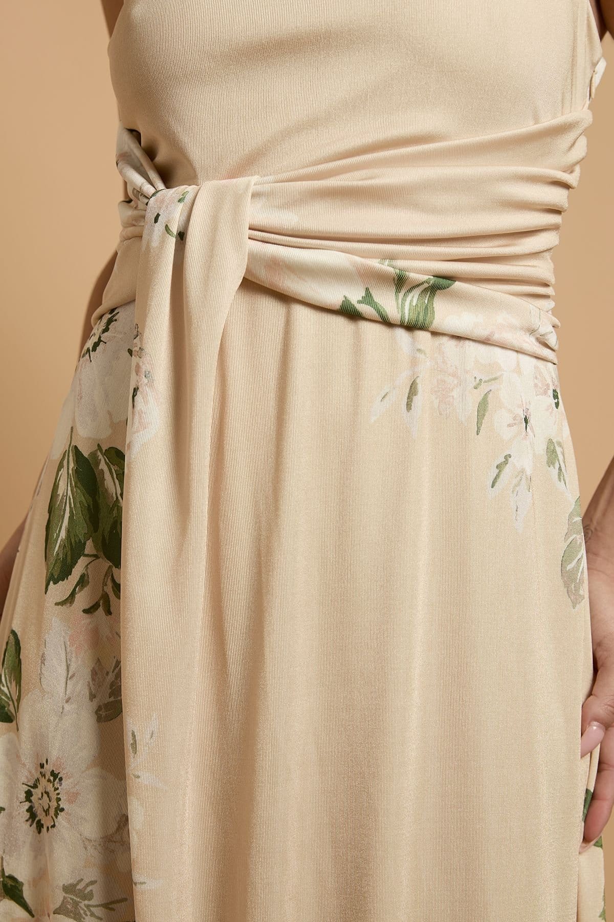 Oasis Oasis Women's Petite Trailing Camelia Jersey Bandeau Maxi Dress in Butter - 4