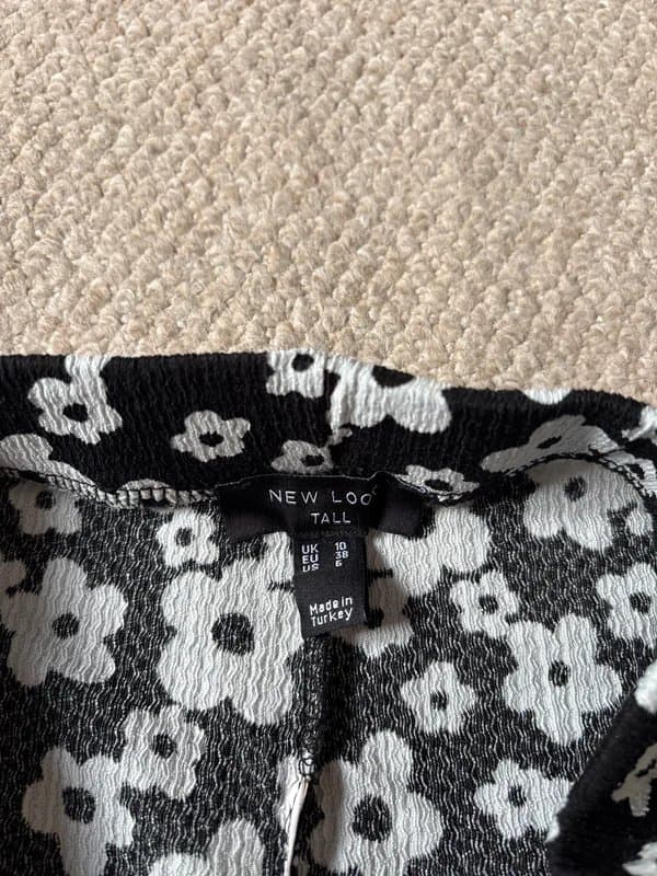 New Look new look floral flared leggings