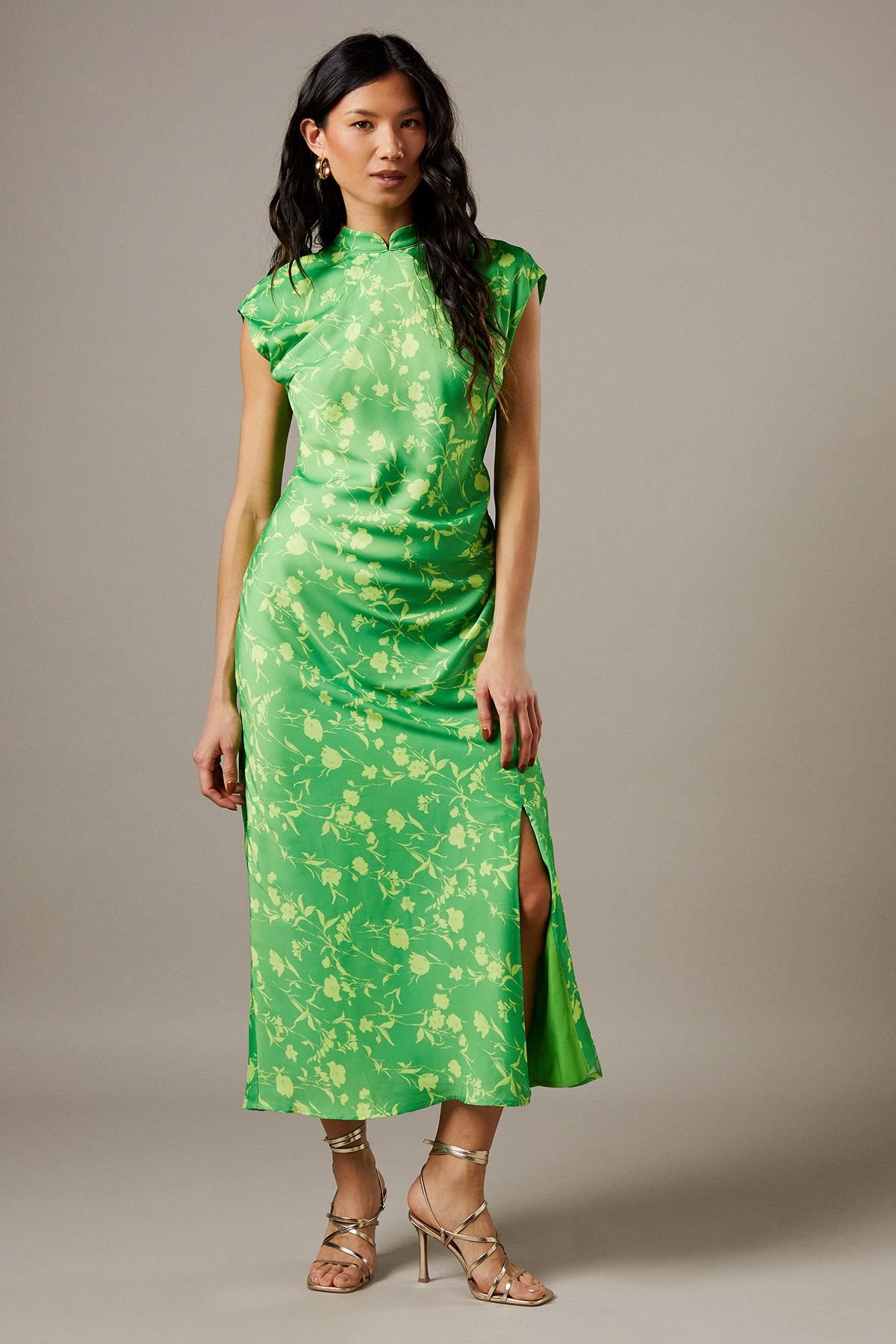 Warehouse Warehouse Women's Crinkle Satin Button Side Midi Dress in Floral - 2