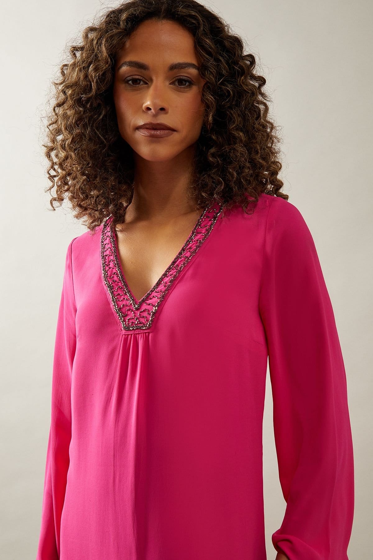 Wallis Wallis Women's Occasion Hand Embellished Sequin Shift Dress in Pink - 4