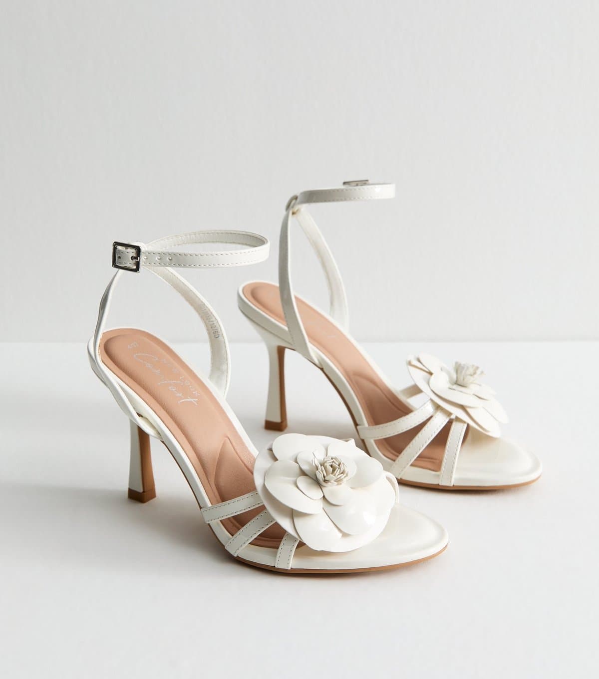 New Look Women's Off White Faux Leather Flower Detail Sandals New Look