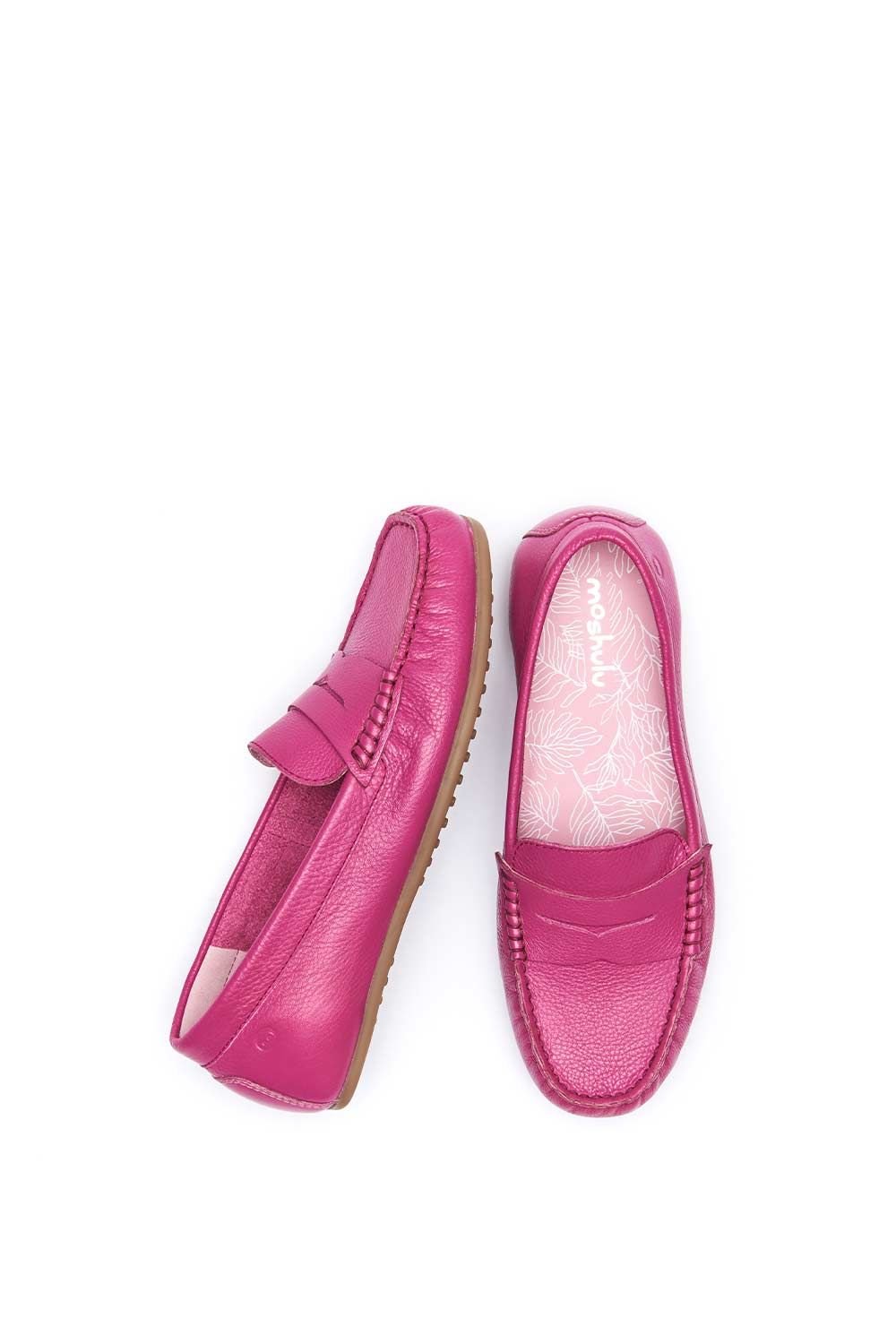 Moshulu Moshulu Women's 'Pipit' Classic Leather Moccasin Loafers in Fuchsia - 2