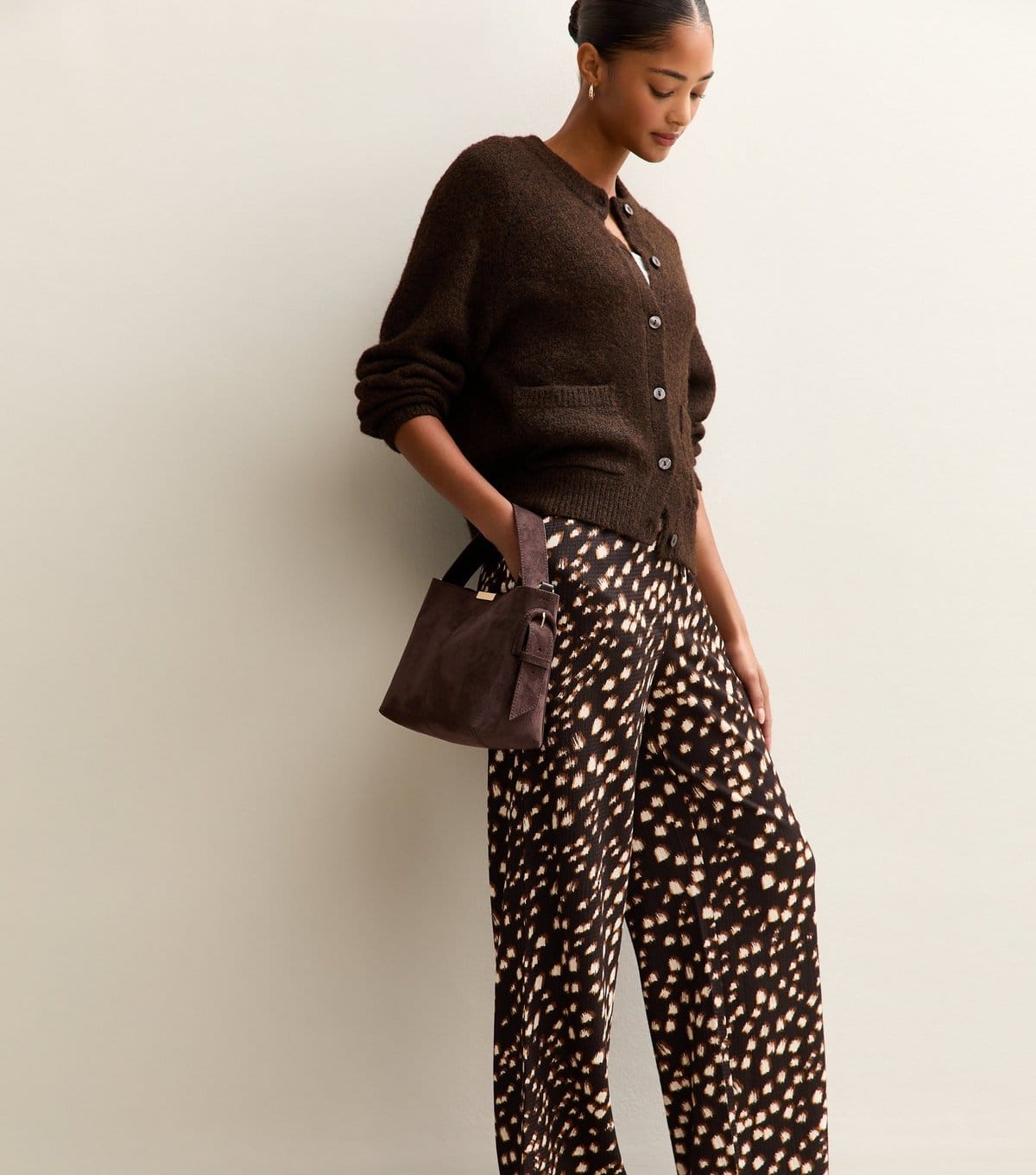Women's Brown Abstract Print Textured Wide Leg Trousers New Look