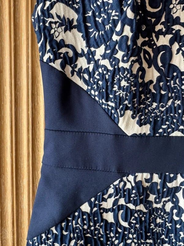 Phase Eight Phase Eight Navy & Cream Floral Pencil Dress – Size UK 10 – Elegant Occasion Dress