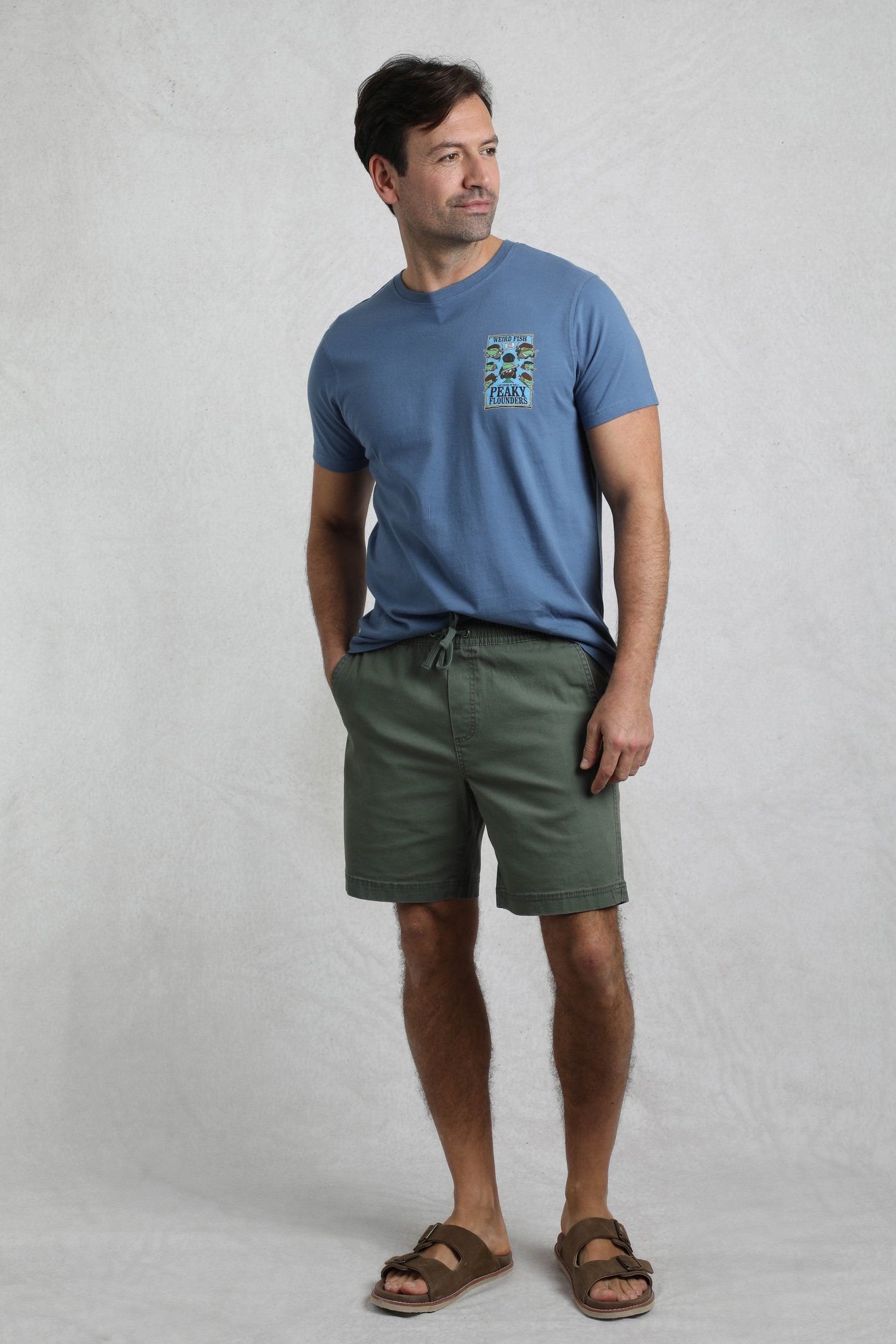 Weird Fish Weird Fish Men's Weston Canvas Shorts in Dark Olive - 4