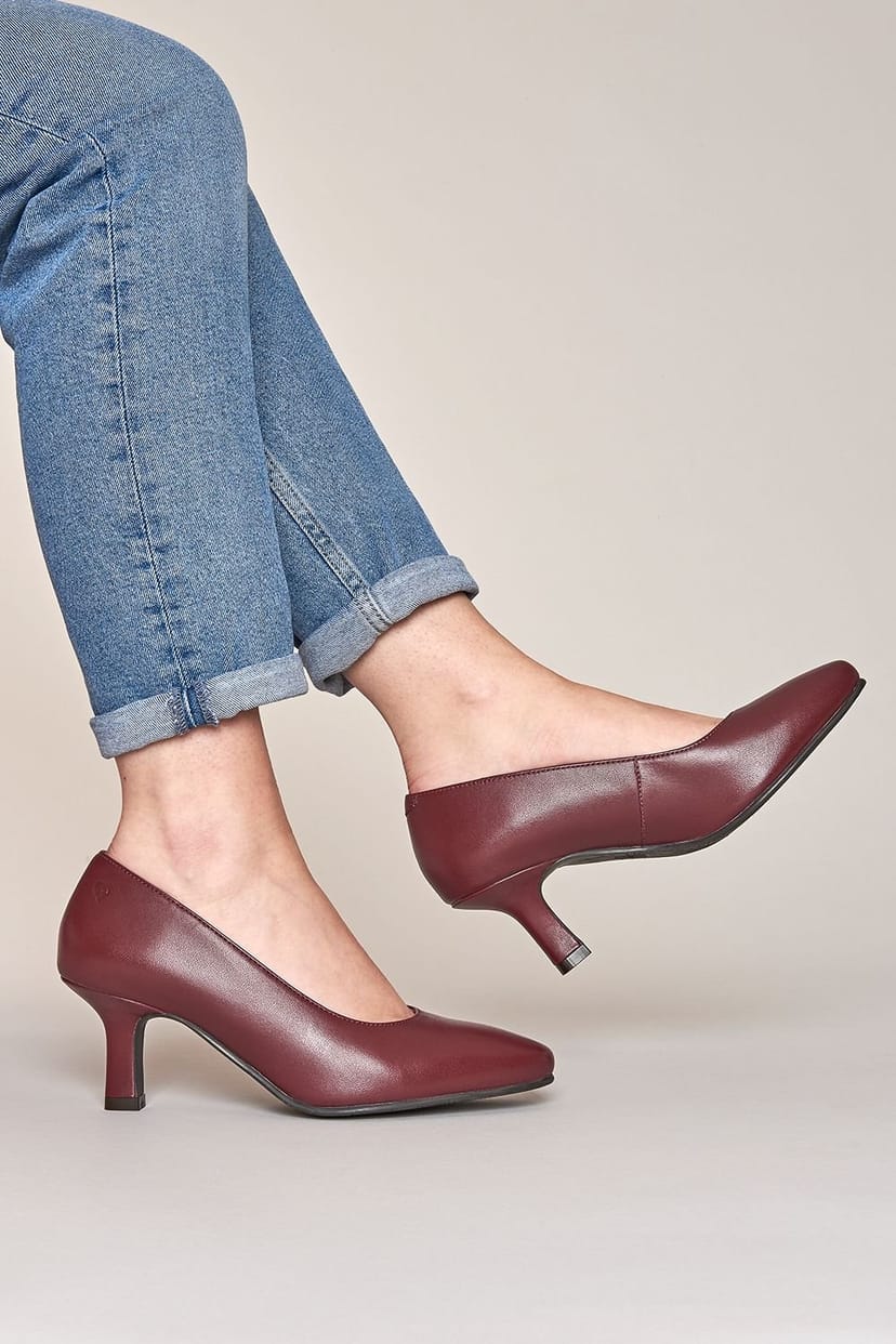 Moshulu Moshulu Women's 'Asano' Heeled Court Shoes in Dark Red - 1