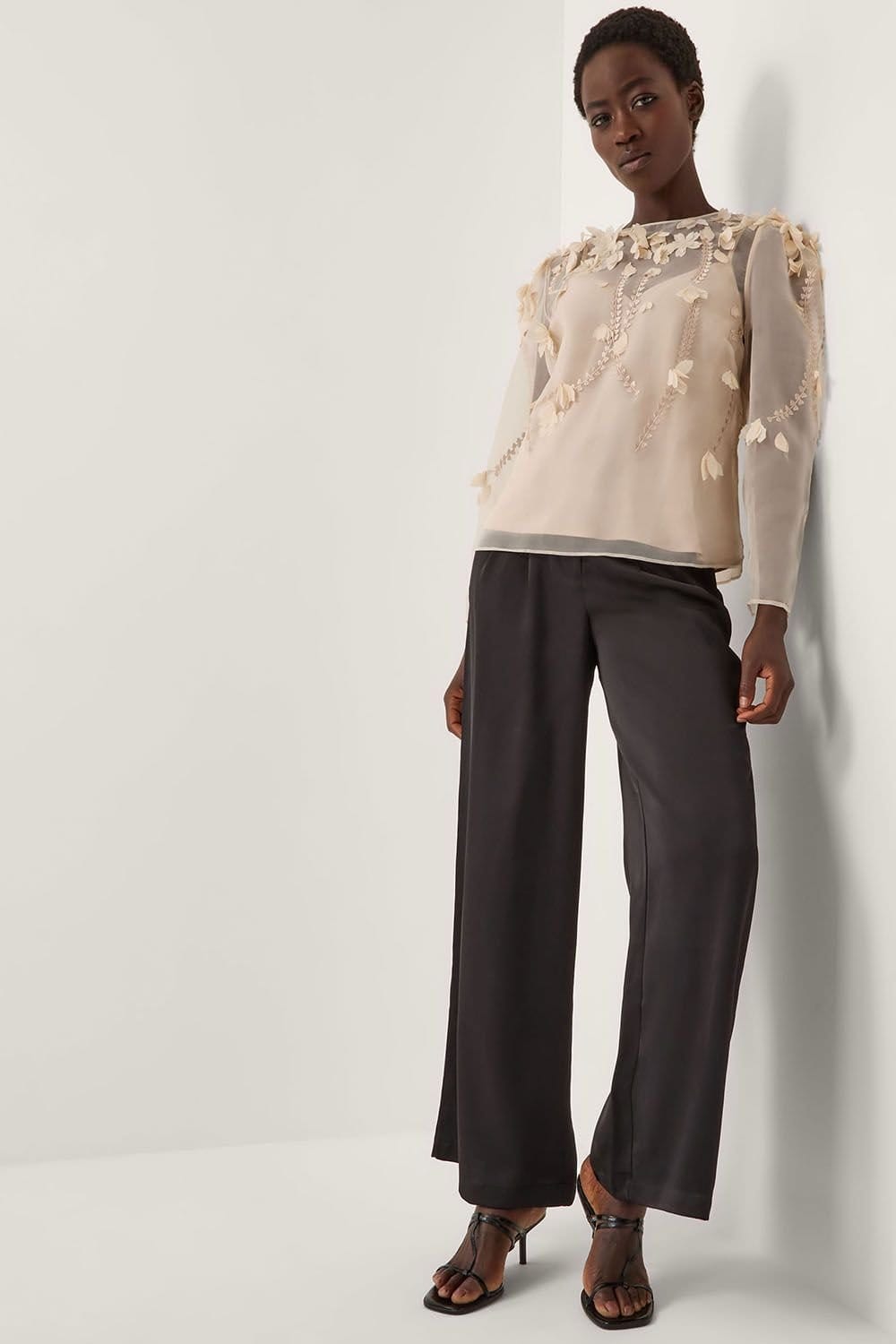 Monsoon Monsoon Women's Gwen Floral Organza Top Cream - 4