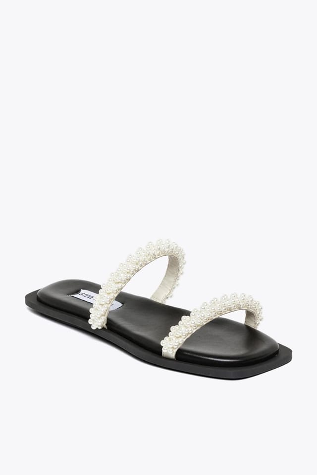 Steve Madden STEVE MADDEN Women's 'Sinne Flat Sandal White' Flats in White - 2