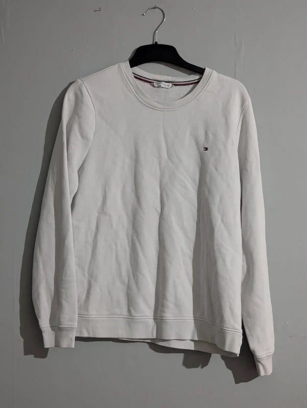 Tommy Hilfiger White Crewneck Sweatshirt – Size XL
