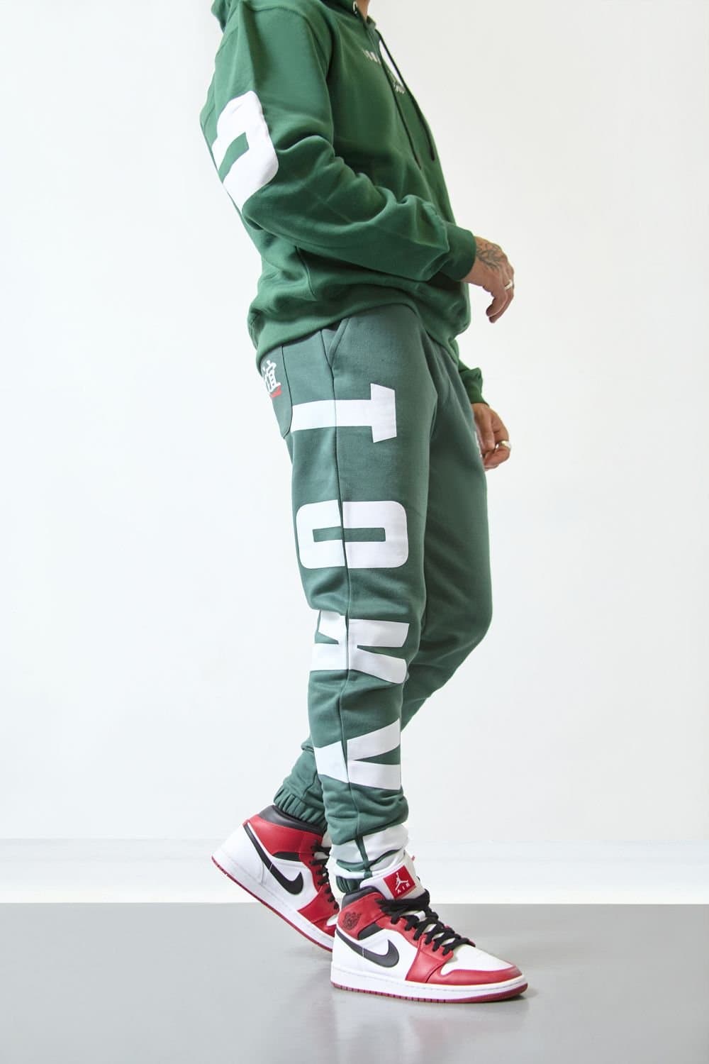 LONDON ATTITUDE LONDON ATTITUDE Men's Green Tokyo Print Joggers-Tokyo Edition