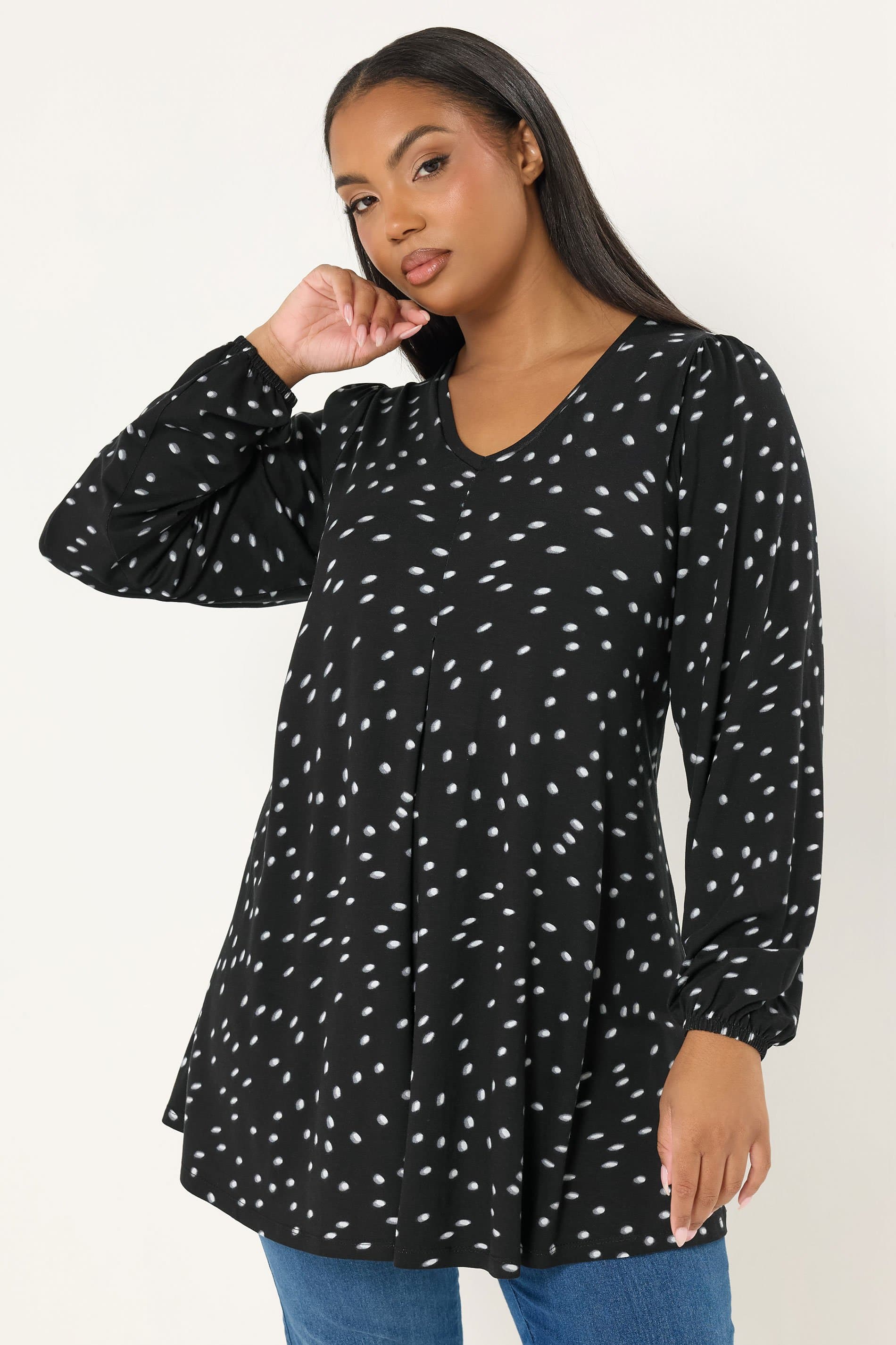 Yours Plus Size Black Polka Dot Pleat Front Top