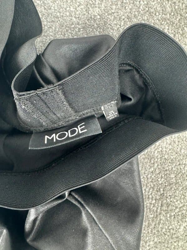 Mode Mode Black Faux Leather Pencil Skirt XS / Size 8, Midi Skirt, RRP: £35