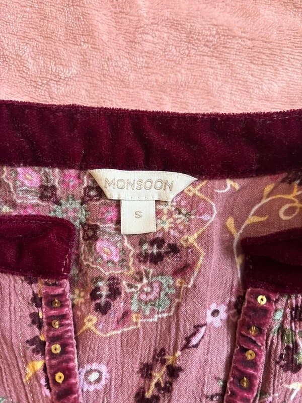 Monsoon Lovely day thick purple floral blouse with velvet trim 8