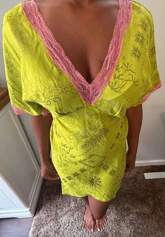 Never Fully Dressed Gorgeous Lime Green Safari Thea Mini Dress Size 12