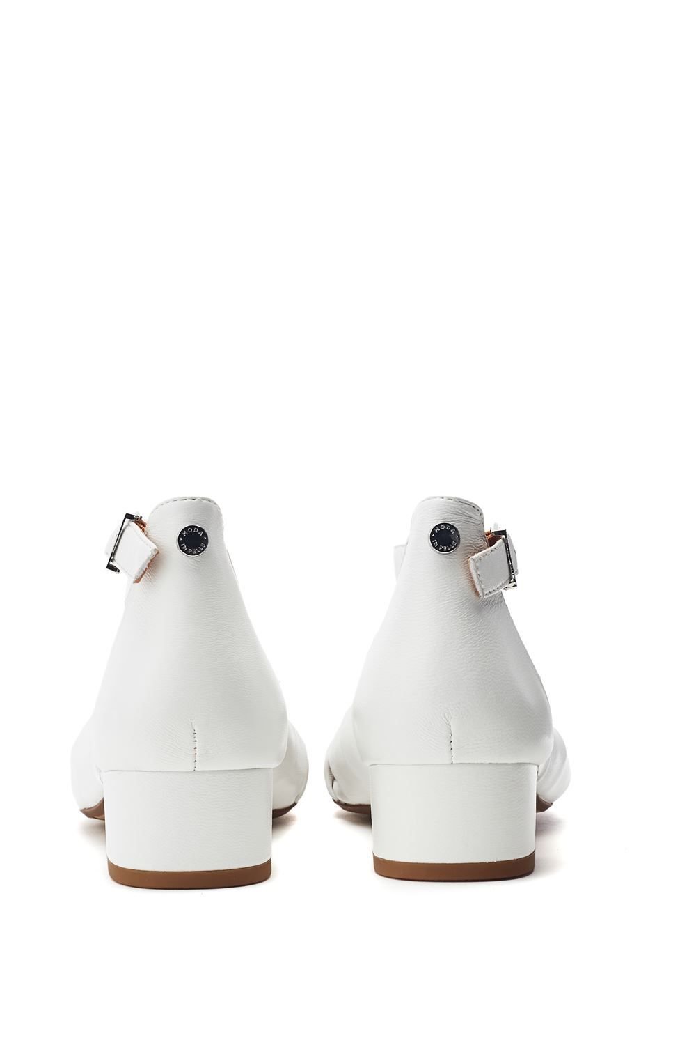 Moda In Pelle Moda In Pelle Women's 'Macadamia' Leather Heeled Sandals in White - 3