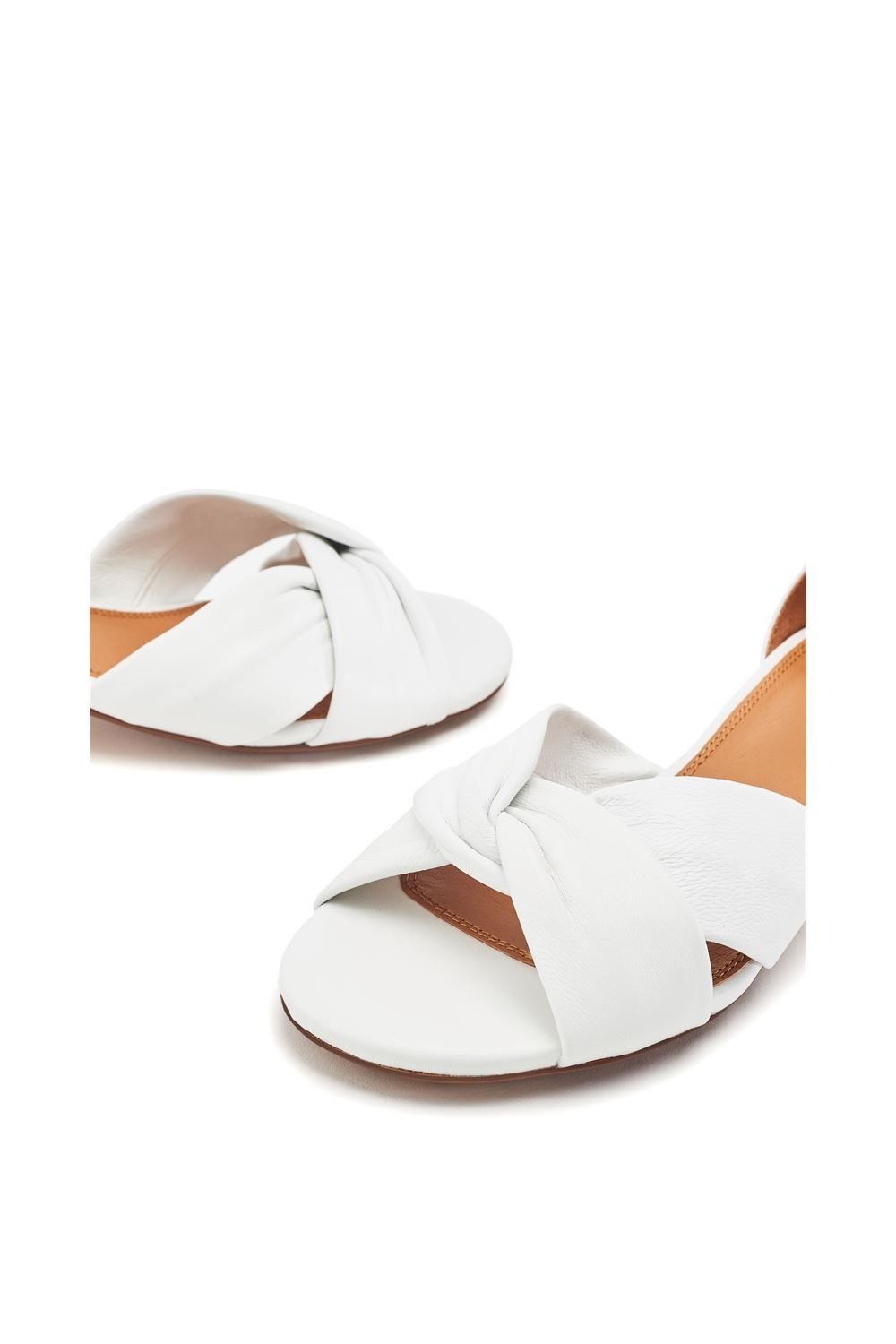Moda In Pelle Moda In Pelle Women's 'Macadamia' Leather Heeled Sandals in White - 4