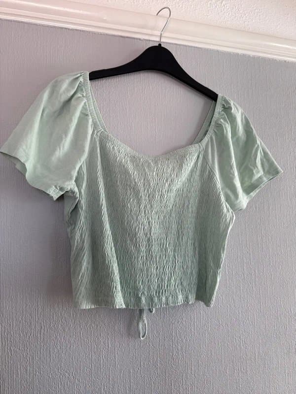 New Look New Look- Ruched style crop top
