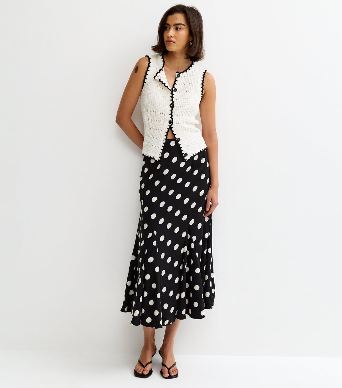 New Look Women's Black Polka Dot Godet Midi Skirt New Look