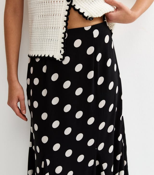 New Look Women's Black Polka Dot Godet Midi Skirt New Look - 3