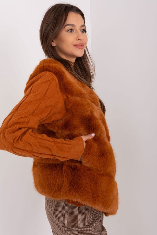 Love Lace Love Lace Women's Soft Warm Faux Fur Vest with Pockets in Brown - 2