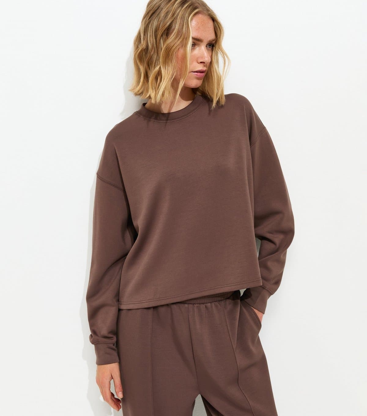 New Look New Look Brown Oversized Crew Neck Sweatshirt