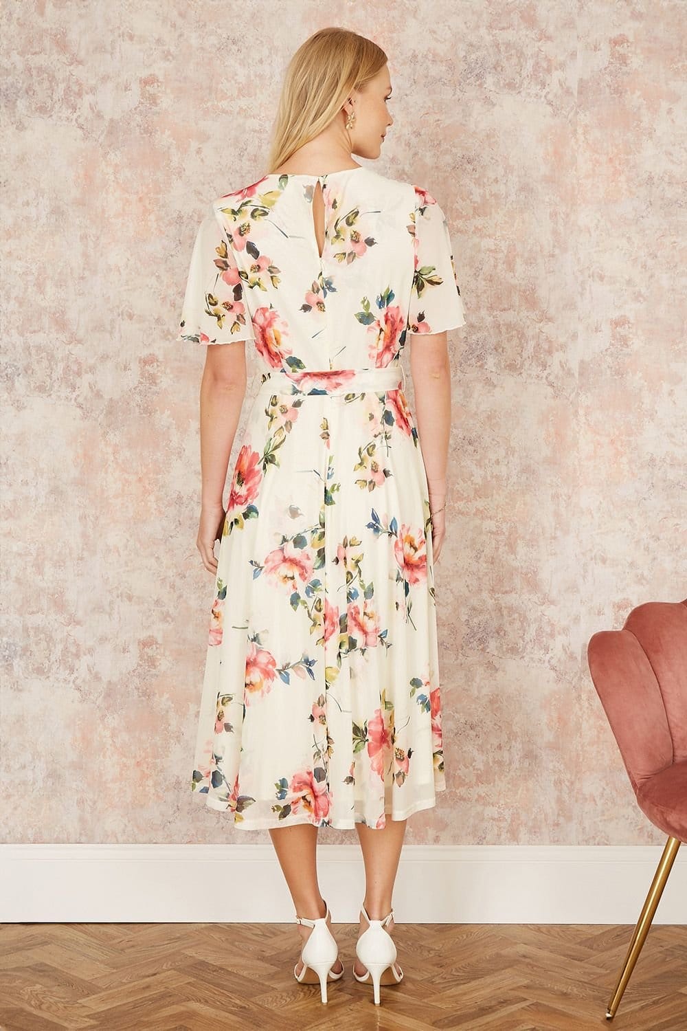 Yumi Yumi Women's Ivory Mesh Floral Print Midi Dress With Angel Sleeves - 4