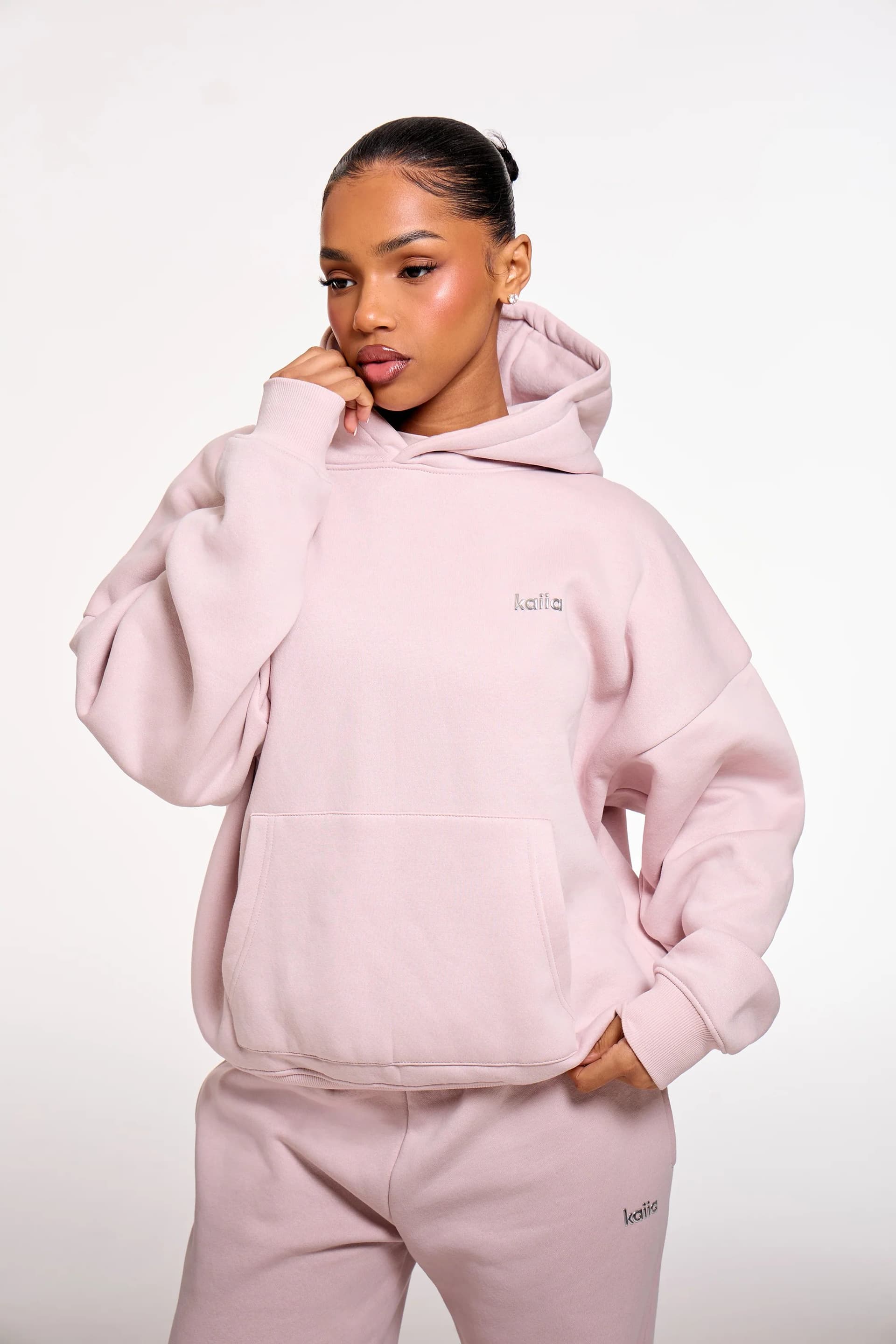 Kaiia Kaiia Chrome Logo Oversized Hoodie in Pale Dusty Lilac