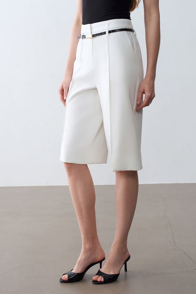 Dilvin Dilvin Women's High-waist Wide-leg Crepe Shorts With Belt in Off-White - 3