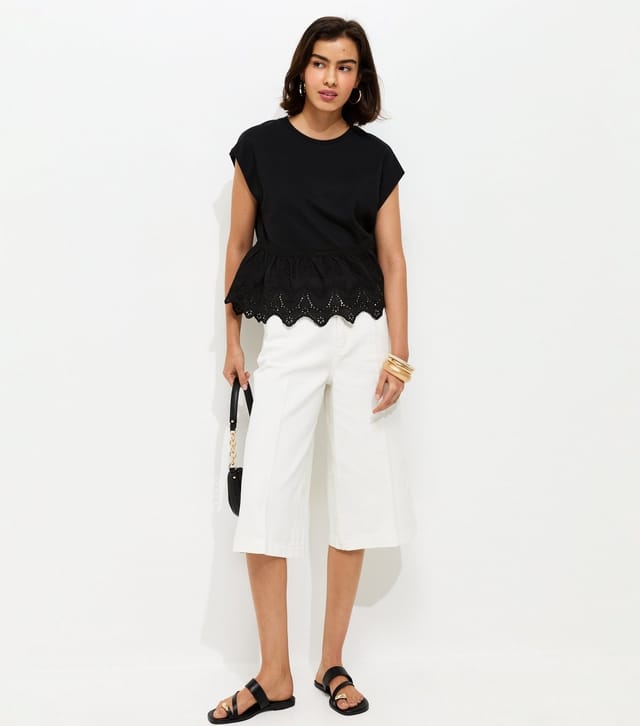 New Look Women's Black Broderie Anglaise Hem T-Shirt New Look - 2