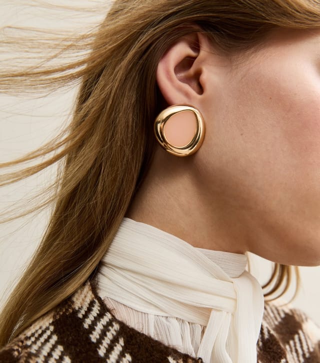 New Look Gold Tone Resin Oval Stud Earrings New Look - 2