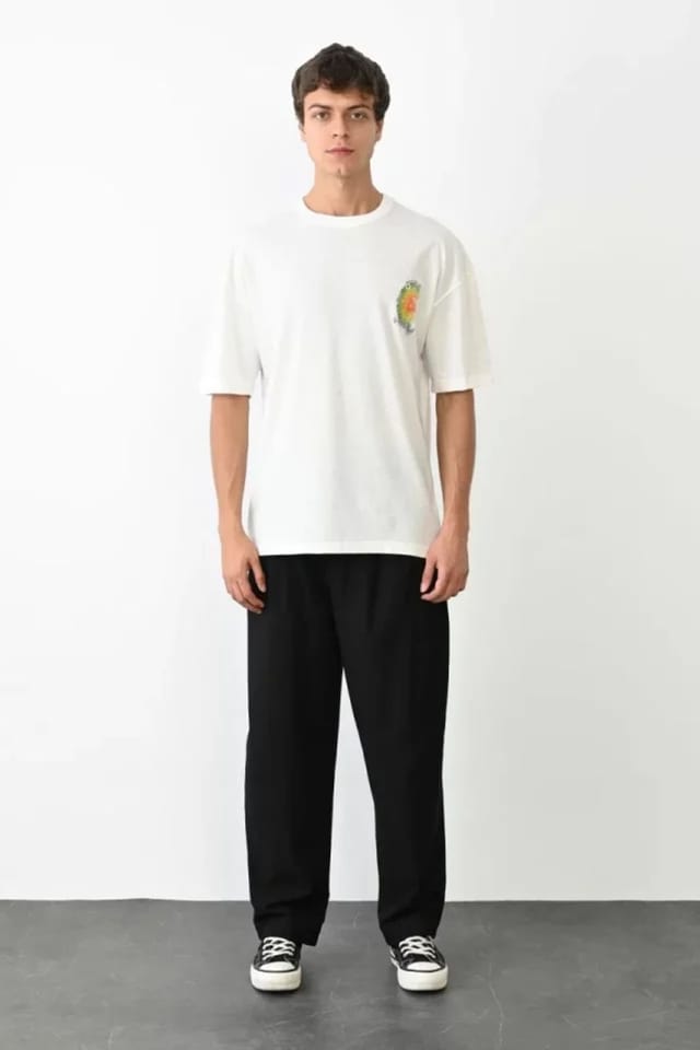 Janes Janes Men's Oversized Printed T-Shirt in White - 2