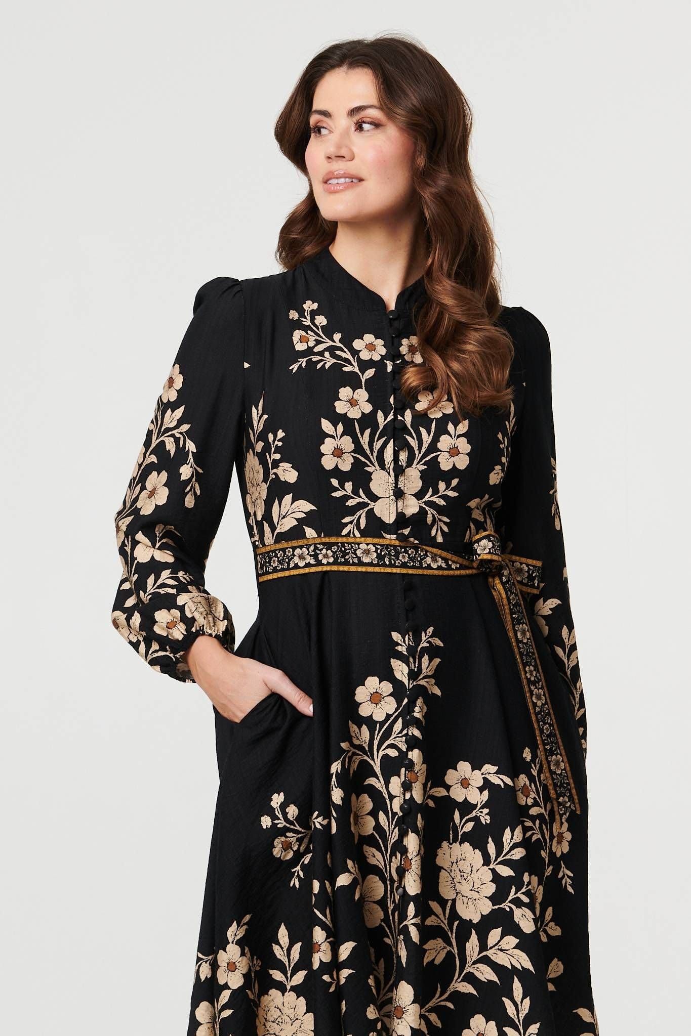 Izabel London Izabel London Women's Floral Tie Waist A-Line Knee Length Dress in Black - 4