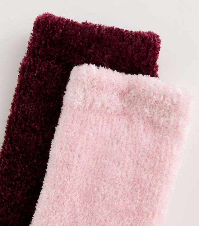 New Look Pack of 2 Red and Pink Chenille Ankle Socks New Look - 2