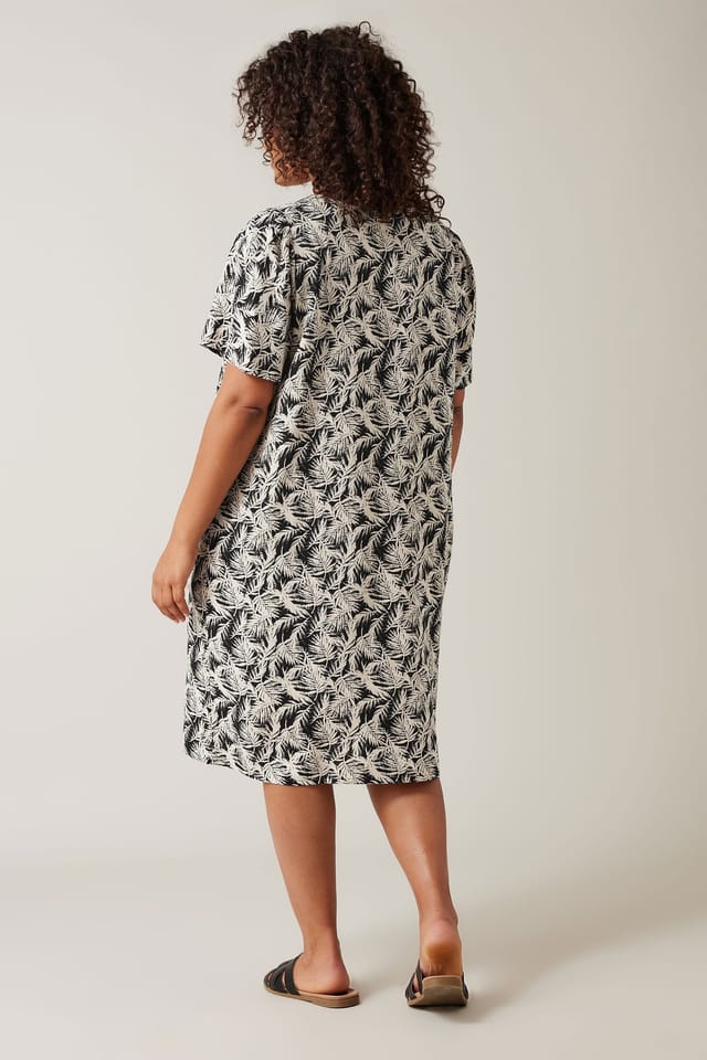 Evans Evans Women's Midi Dress in Black - 3