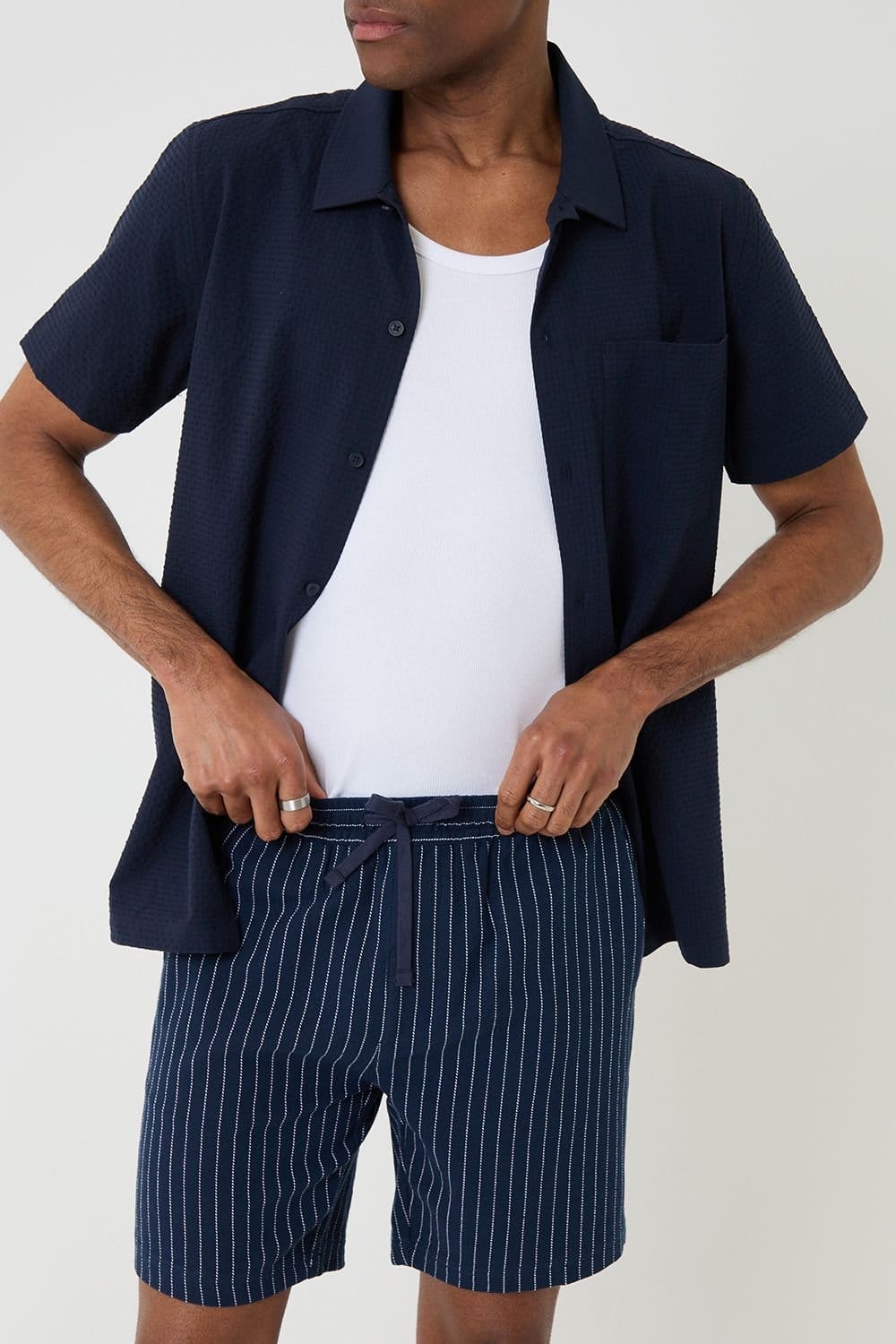 Threadbare Threadbare Men's Shorter Length Stripe Cotton Shorts in Navy - 4