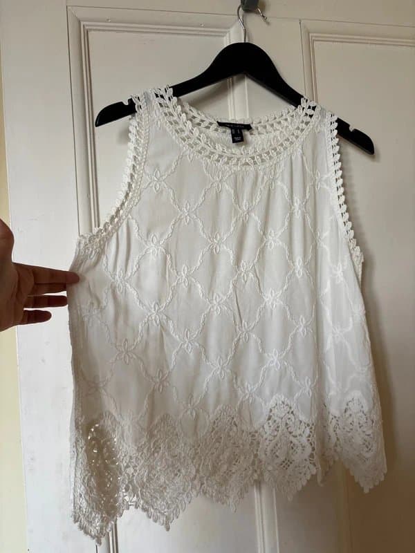 New Look Cream colour top size small summer holidays