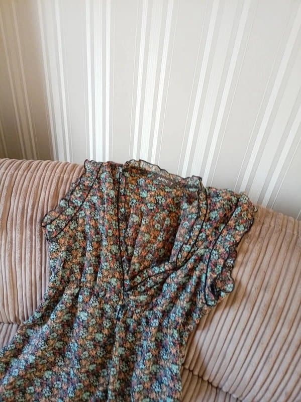 Vintage Dressing Ladies size medium sheer floral dress cover up