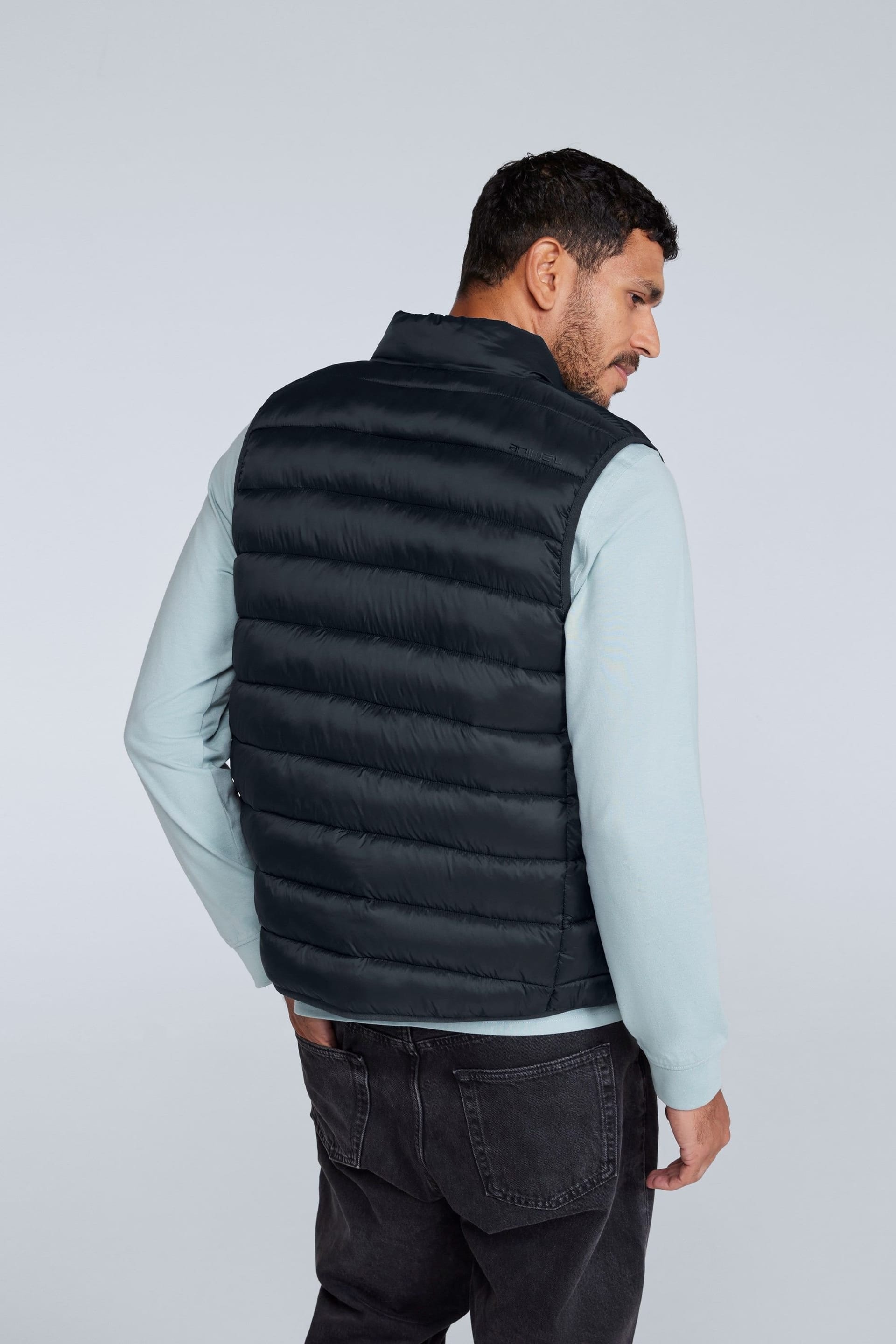 Animal Animal Men's 'Light Cosi' Lightweight Water Resistant PFC Free Warm Padded Gilet in Navy - 4