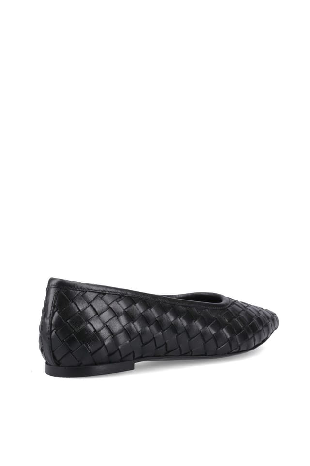 Hush Puppies Hush Puppies Women's Darla Woven Ballerina in Black - 2