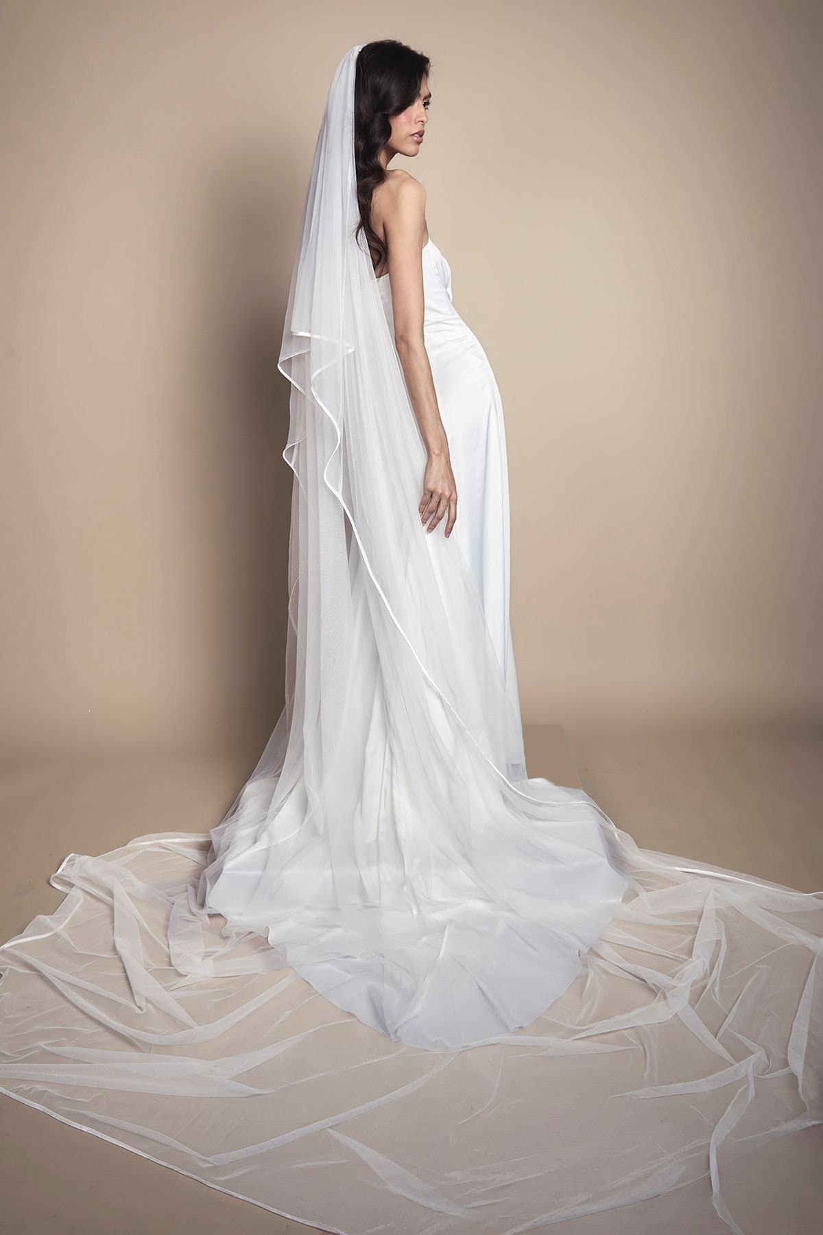 Coast Coast Women's Chapel Length Tulle Veil in Ivory