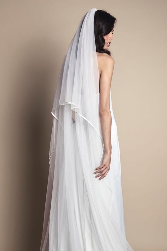Coast Coast Women's Chapel Length Tulle Veil in Ivory - 2