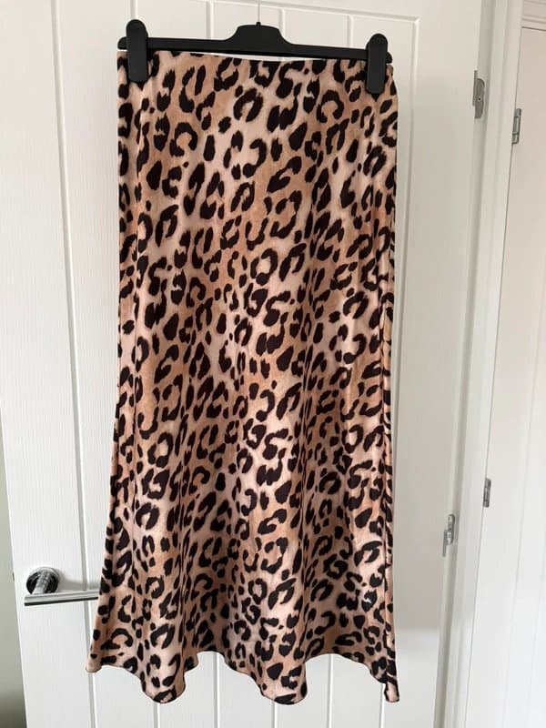 New Look Animal print maxi skirt.