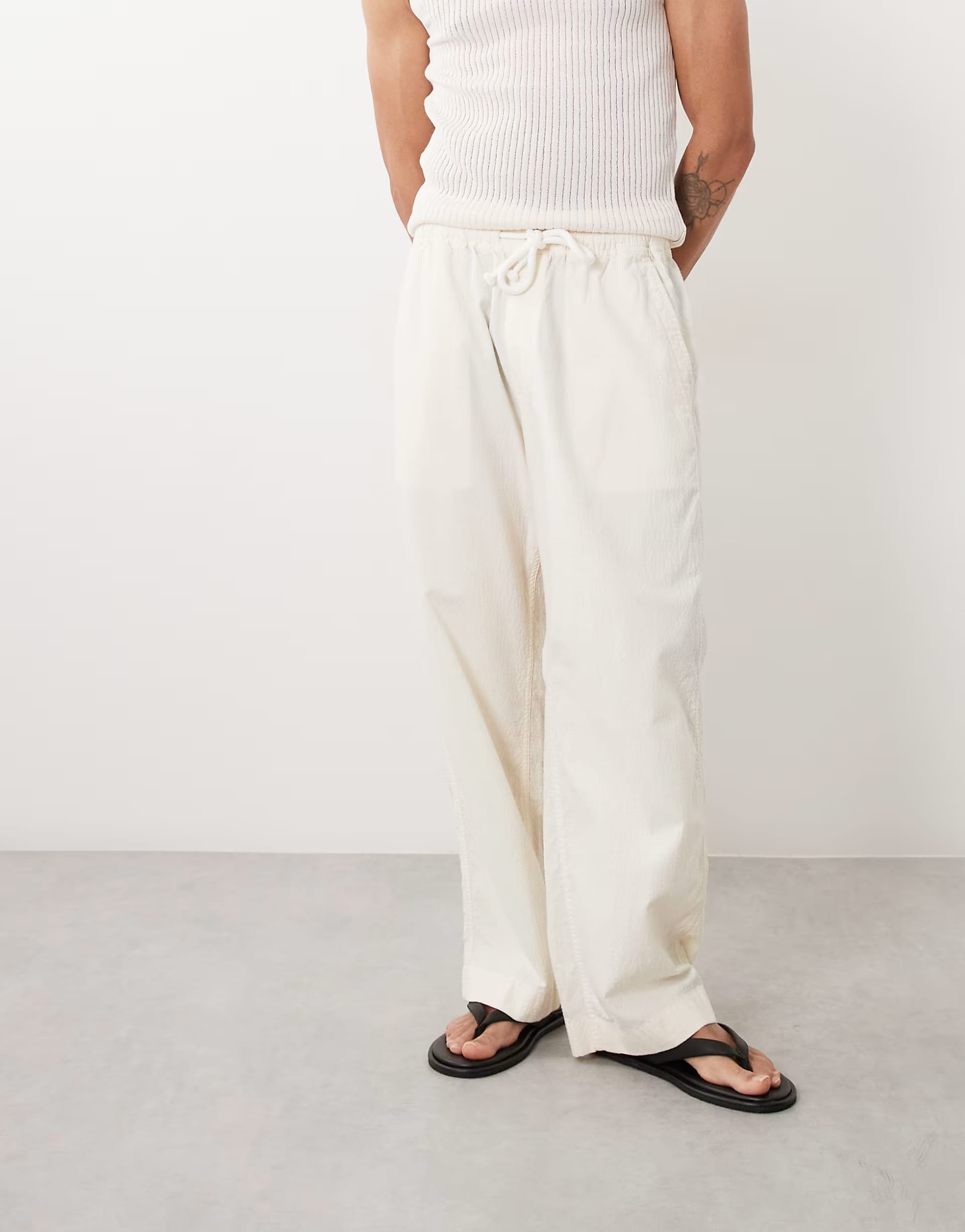 Abercrombie & Fitch Cream Baggy Seersucker Trousers