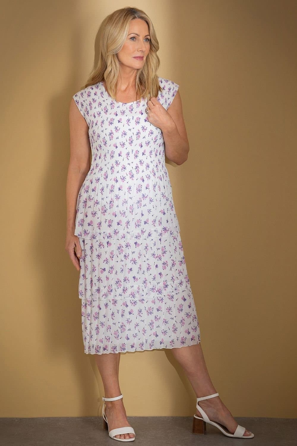 Anna Rose Anna Rose Women's Pleated Tiered Floral Dress