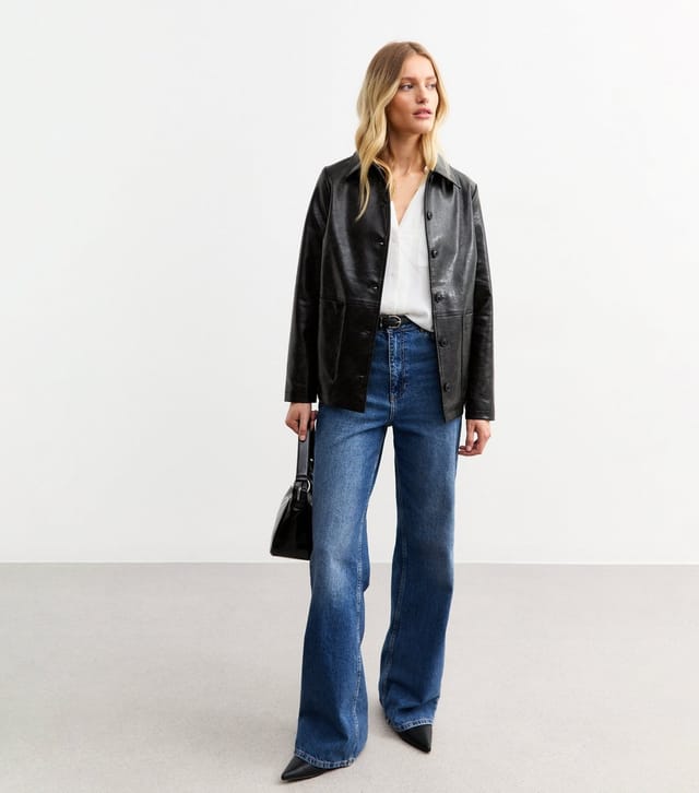 New Look Women's White V-Neck Curved Hem Shirt New Look - 3