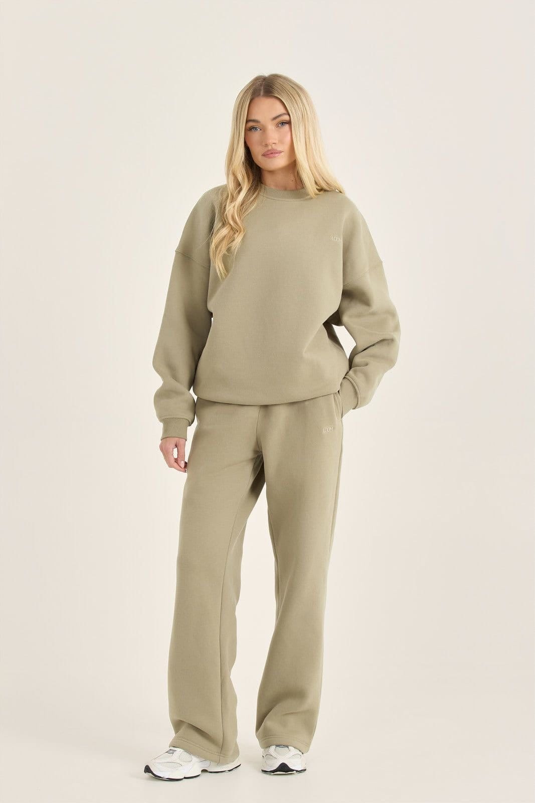 Loom Archives Loom Archives Women's LOOM Straight Leg Jogger in Pale Green - 4