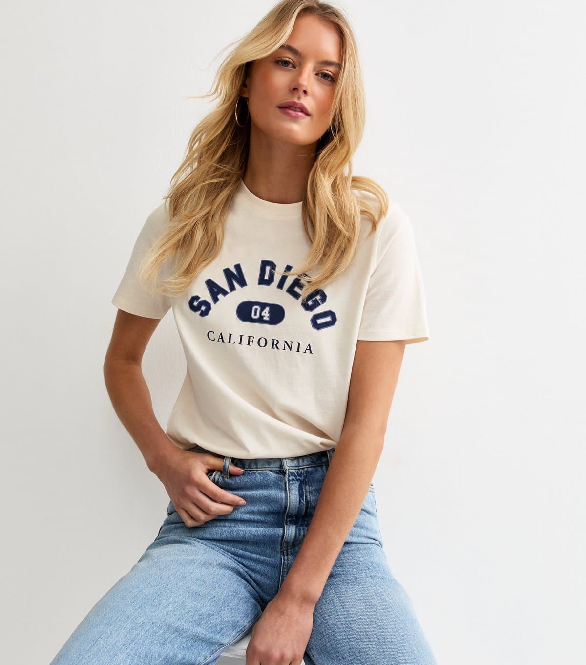 New Look Women's Tall Off White San Diego Print T-Shirt New Look