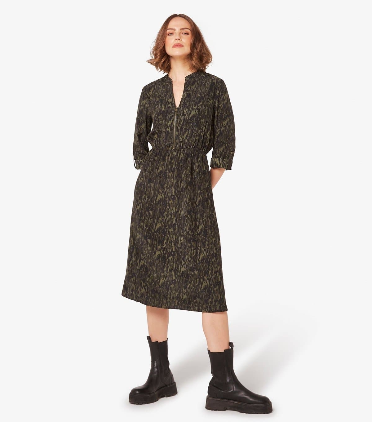 Apricot Women's Green Abstract Print Midi Dress Apricot New Look