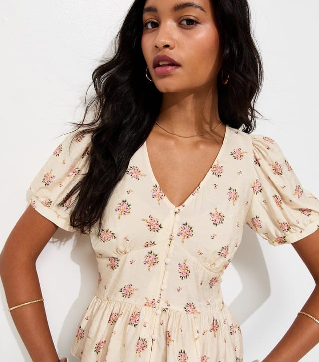 New Look Women's Cream Floral V Neck Tea Blouse New Look - 2